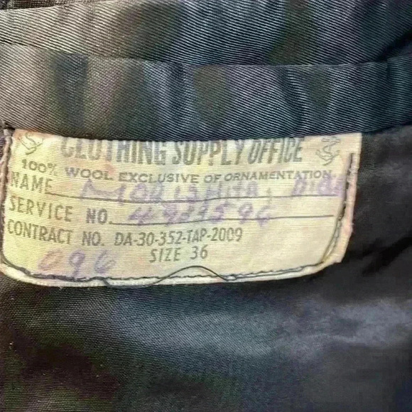 US Navy VINTAGE Peacoat 8 Button Circa 1960, size 36. See measurements - Picture 9 of 16